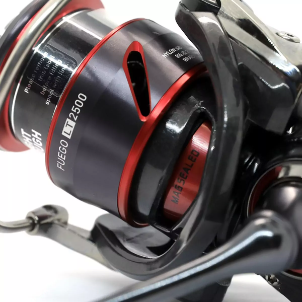 Котушка Daiwa 20 Fuego LT 2000-XH / (2160325 / 20004649) 2160325 фото